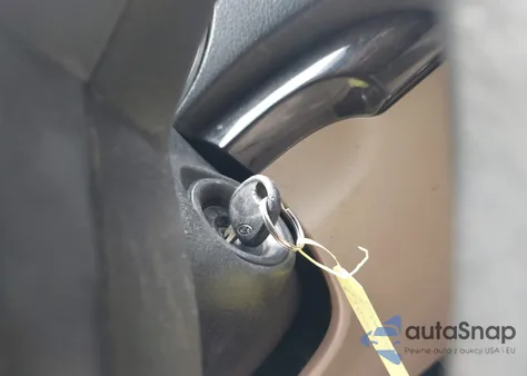 2011 Kia Sorento Lx V6 z USA, uszkodzony, nr VIN 5XYKTDA24BG079273